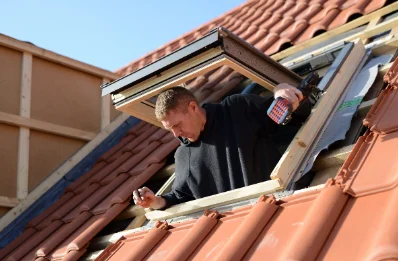 Pose de fenêtres de toit Velux à Origny